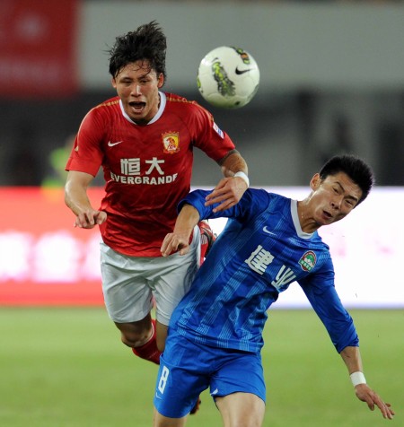 费瓦斯：皇马青训的筛选机制犹如生存考验，经常有人哭着离开（费瓦斯：皇马青训选拔堪比生存挑战，许多球员含泪告别）