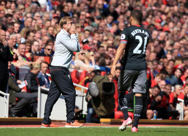 记者：兰克尔-泽在海牛出征杭州前拂袖而去，职业素养低（记者：海牛赴杭前兰克尔-泽突然离队，职业素养遭质疑）