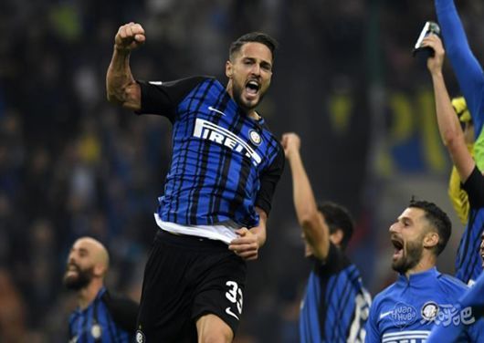 前锋连续三场进球，状态巅峰（前锋三战连斩，状态火热）