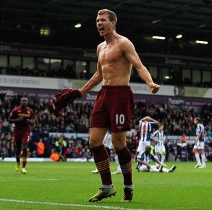 7分钟3球，姆巴佩追平萨拉赫成为欧冠历史最快戴帽球员（姆巴佩7分钟戴帽，追平萨拉赫并列欧冠历史最快）