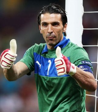 金童奖系列奖项：杜埃获金童奖，皮奥获意大利金童奖（金童奖揭晓：杜埃加冕金童，皮奥斩获意大利金童）