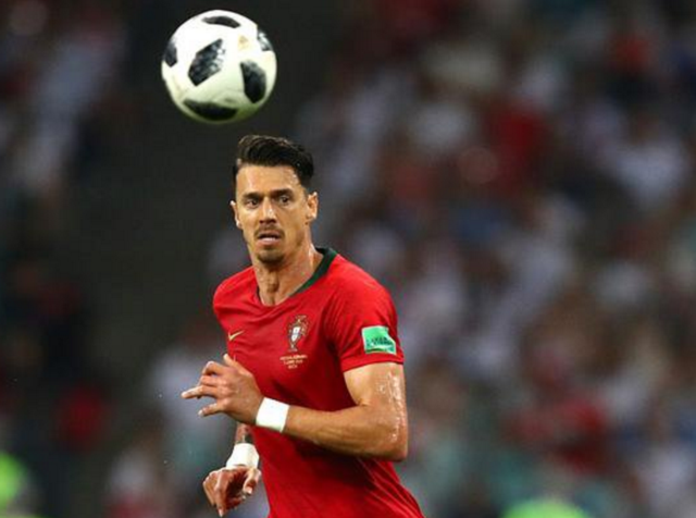 FM：诸多欧洲豪门有意布阿迪，他可能3月就进入法国国家队（FM：布阿迪获多家欧洲豪门青睐，或于3月入选法国队）